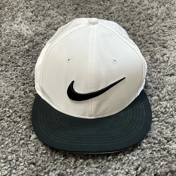 Men's Nike Hat, Dri-Fit flat bill